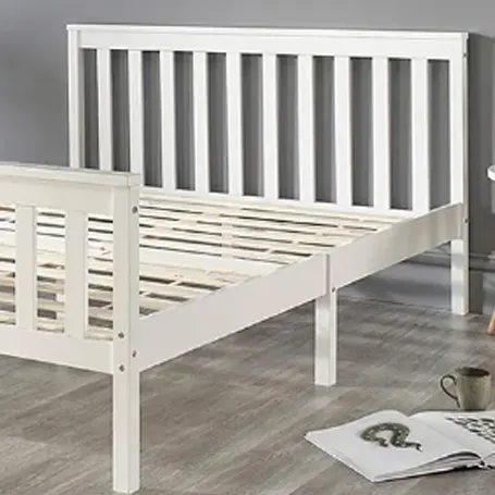 cama de painel branco