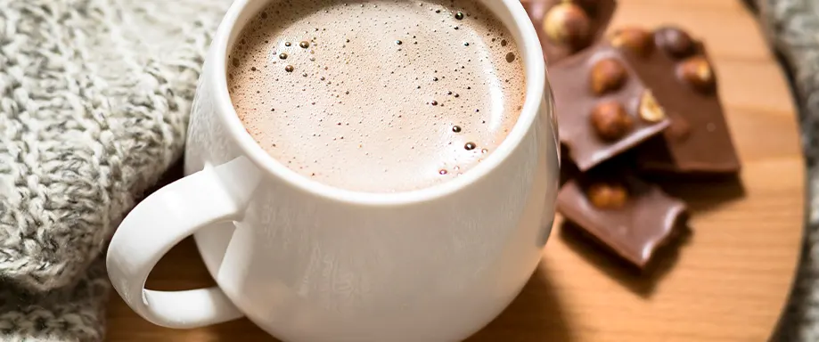 Imagem em destaque de Does Hot Chocolate Help You Sleep