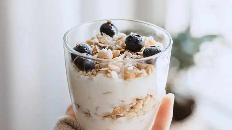 An image of a healthy meal in a cup.