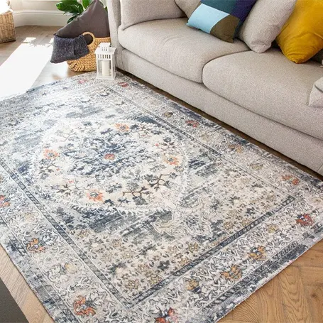 tradicional-vintage-distressed-navy-bordered-rug